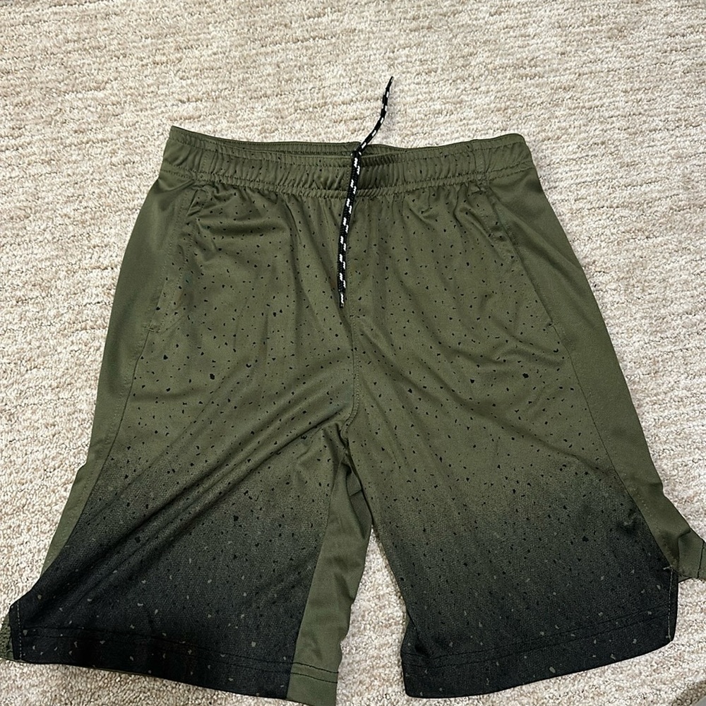 Old Navy basketball shorts